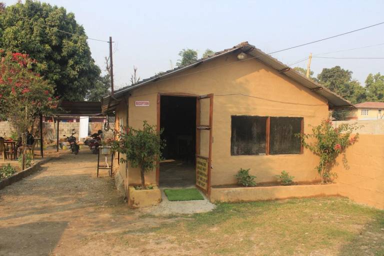 Child-friendly nice vacation home with garden & barbeque | Perfect for remote work | Pet-friendly in Sauraha