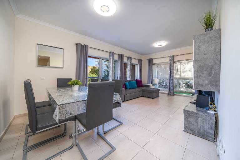 Apartment with terrace | City view — photo 4