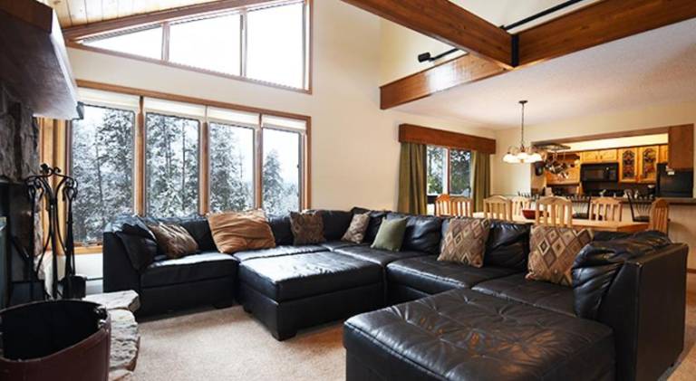 Vacation home with hot tub in Winter Park, CO