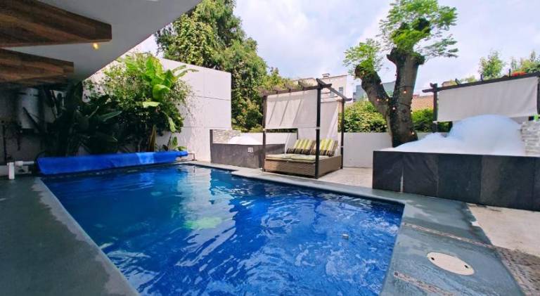 Loft lujo estilo y diseno, alberca, Cuernavaca somos los unicos en ofrecerte 2 jacuzzis tipo Spa con in Cuernavaca