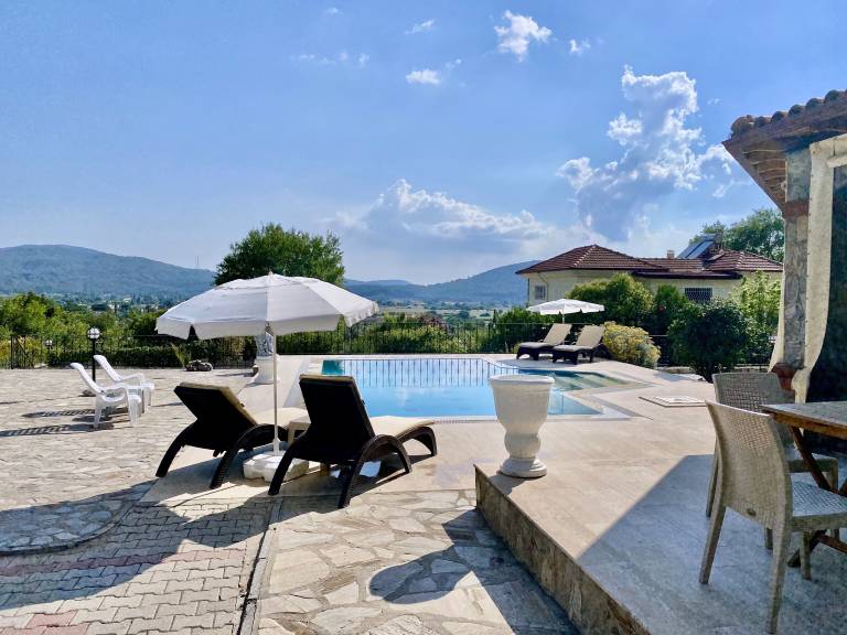 Villa  Üzümlü