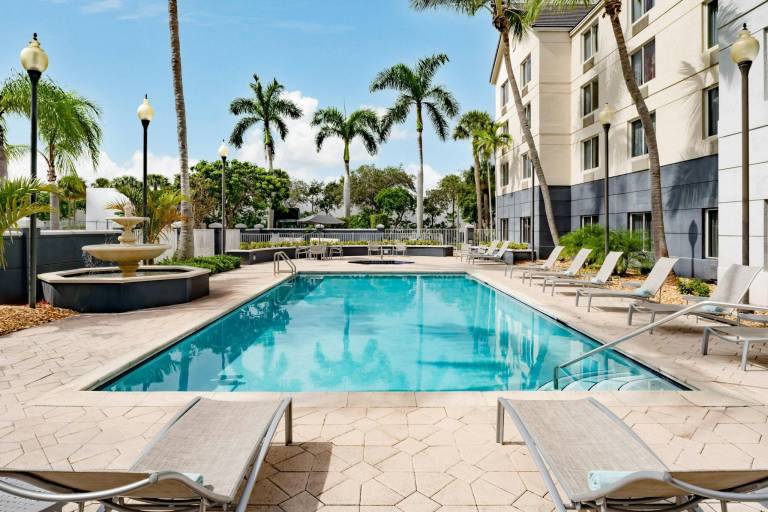 Fairfield by Marriott Inn & Suites Boca Raton — photo 2