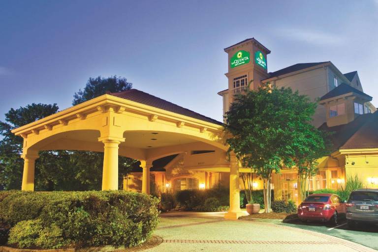 La Quinta Inn & Suites by Wyndham Charlotte Airport South in Charlotte, NC