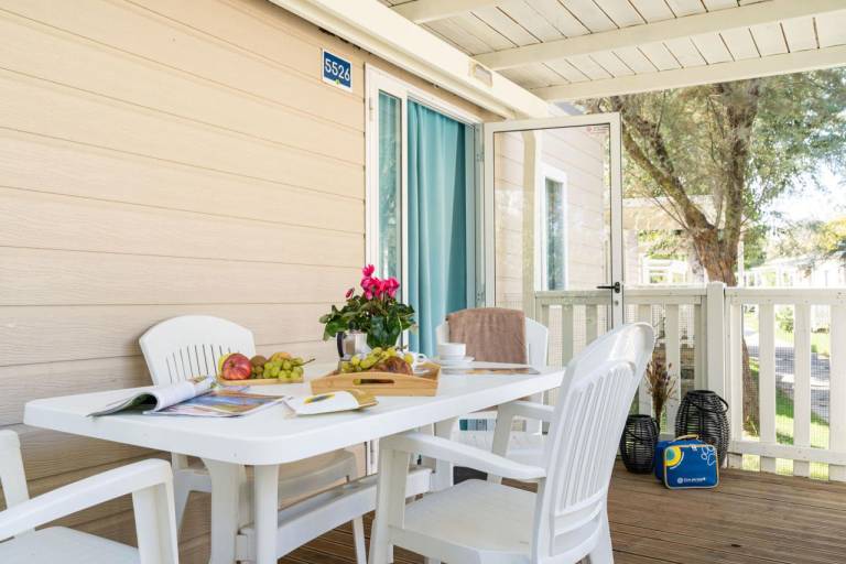 Children-friendly beautiful bungalow with terrace & pool | Close to the beach | Dogs allowed — photo 4