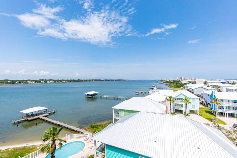 Compass Point 610 Dog Friendly Waterfront Pool Docks My Beach Getaways — photo 2