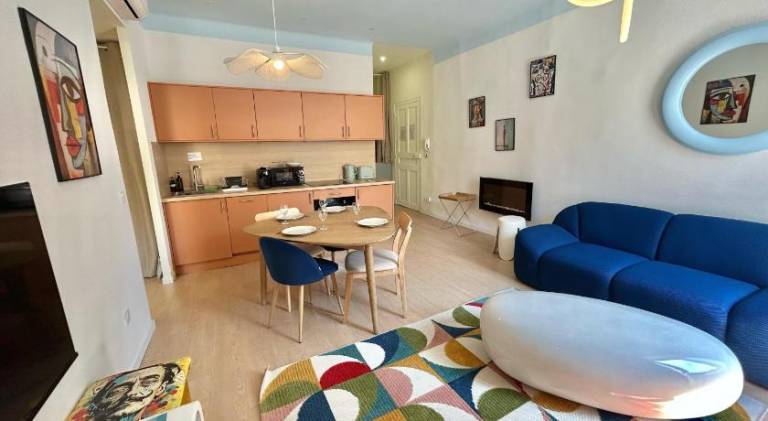 Chez Laura & Thomas - appartement T3 centre ville, proche Vieux Port, Opera, Place aux Huiles in Marseille