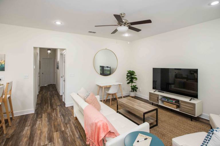 Chic Thomasville Home: Walk to Downtown! — photo 4