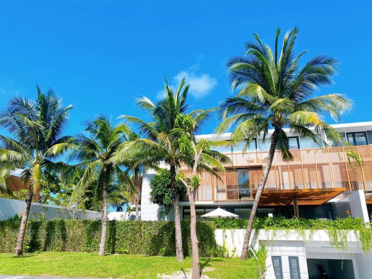 Fully equipped villa with private pool, jacuzzi & garden | Perfect for remote work | Pets are welcome — photo 5