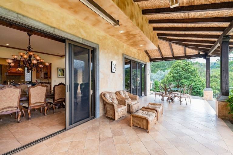 Villa Linda Vista