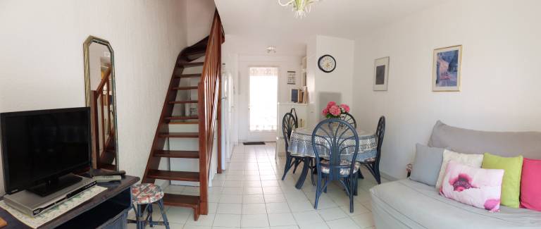 House with barbeque, pool & yard | Sea view — photo 2