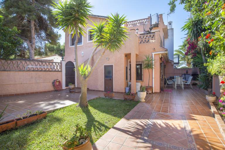 Holiday Apartment "Las Yukas" close to the Beach with Wi-Fi, Garden & Terrace — photo 2
