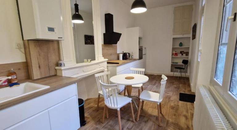 Apartment with 1 room for 4 persons — photo 4