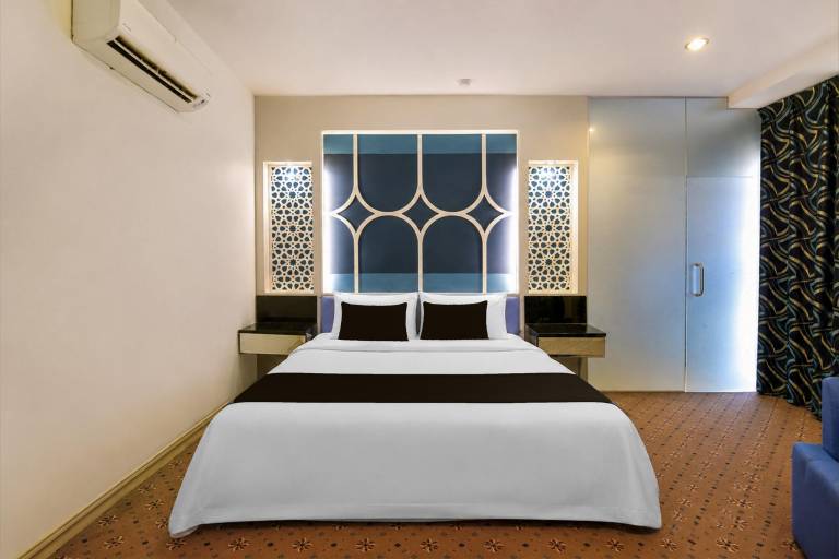 Amanjaya Deluxe King Room