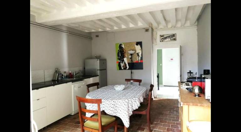 Maison lAmrique welcome you to one of their rooms Dogs are also welcomed — photo 2