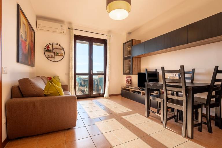 Rental apartment with garden, pool & fast internet | Garden view — photo 5