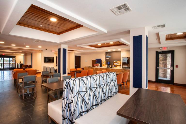 Holiday Inn Express & Suites Las Cruces North by IHG — photo 3