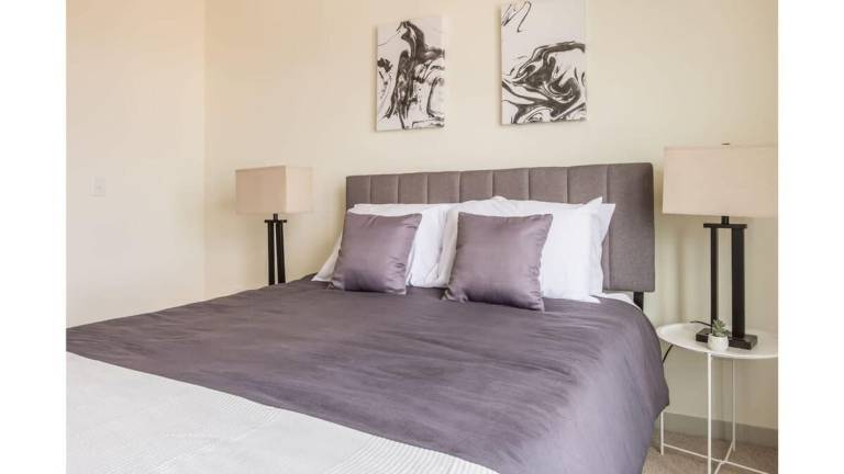 Stunning Nulu 1BR CozySuites 02