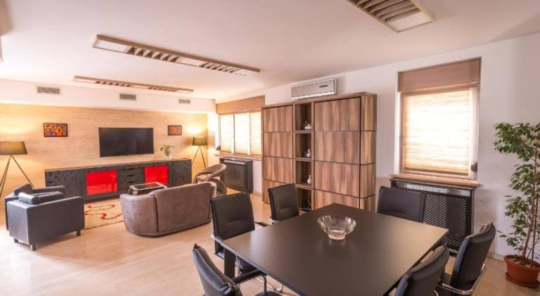 Pleasant rental apartment with jacuzzi | Pets are welcome in Belgrade