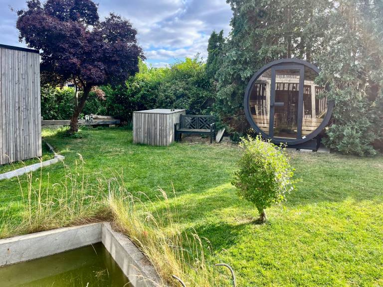 House with garden, terrace & barbeque — photo 2
