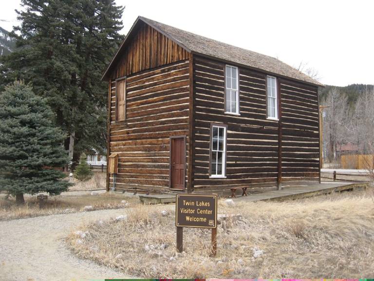 House Twin Lakes