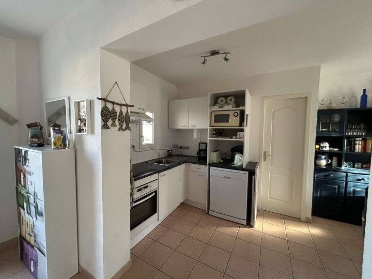 House 8 Pers, 3 Bdr, 300m Beach, AC, Parking, Pets Welcome — photo 5