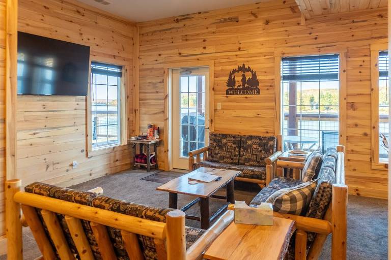 Cabin Houghton