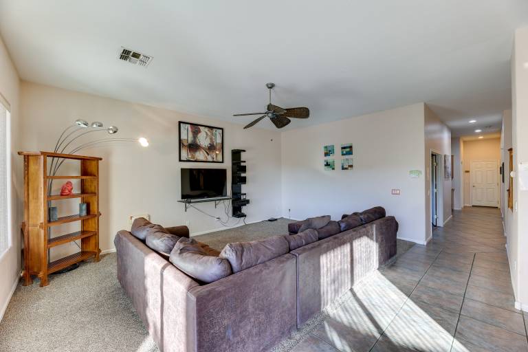 Stunning Pool & Patio: Spacious Chandler Oasis! — photo 5