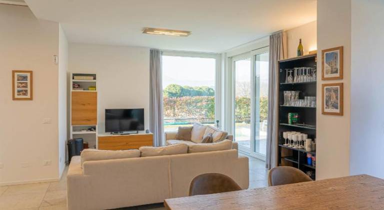 Ample villa with private pool, barbecue & yard | Close to the beach | Pets are welcome — photo 2