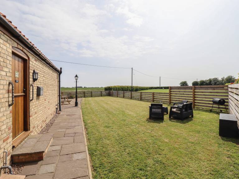 Family-friendly cottage with garden | Pets are welcome in Alford