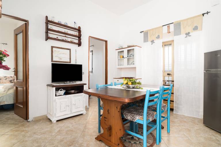 Holiday Apartment "Casa Masala" with Private Terrace & Shared Garden — photo 4