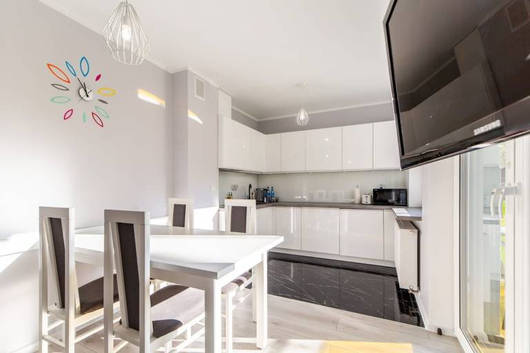 Holiday apartment with garden — photo 3