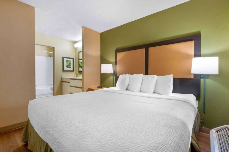 Extended Stay America Select Suites Jacksonville Baymeadows