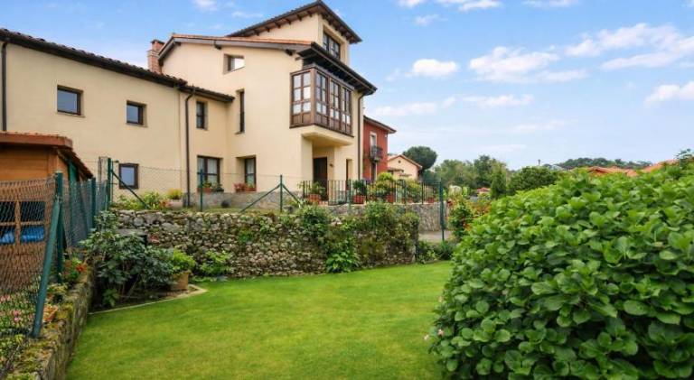 Vacation home | Close to the beach | Good for workation | Pets allowed in Llanes