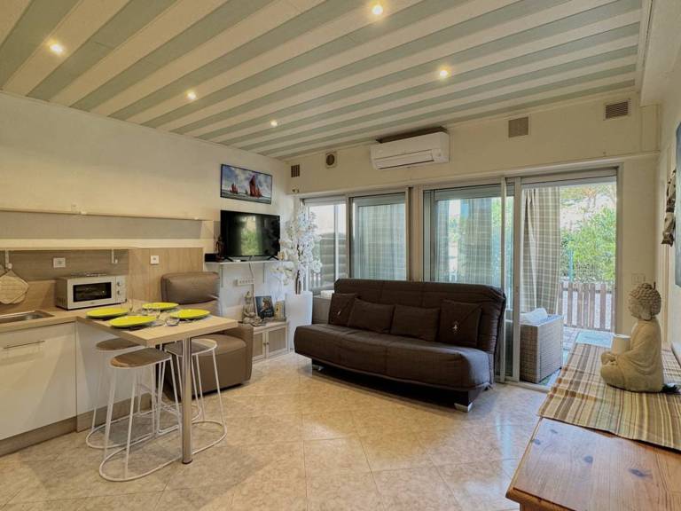 Fully equipped holiday apartment with BBQ | Close to the beach | Pets allowed — photo 3