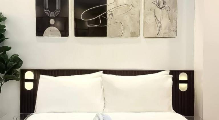 Apartment with pool in Taguig