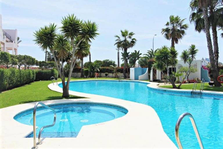 Rental apartment with pool, barbecue & terrace | Sea view | Beach nearby | Pet-friendly — photo 4