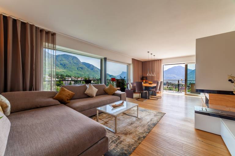 Holiday Apartment "Levita Living Anima" with Mountain View and Two Sunny Balconies — photo 3