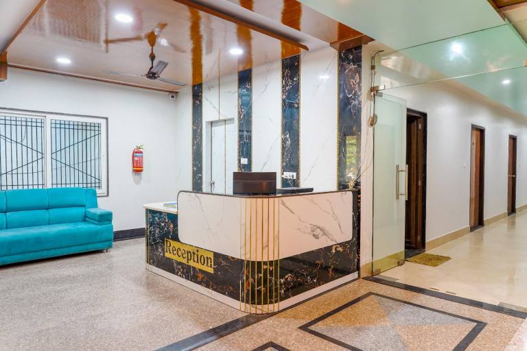 Navneeta Grand Hotel & Banquet Hall Varanasi