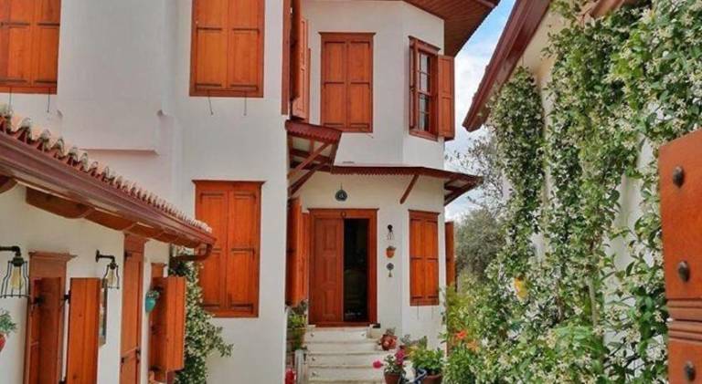 Meltem hanım konagı in Ula