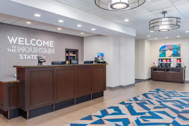 Hampton Inn & Suites Parkersburg Downtown — photo 5