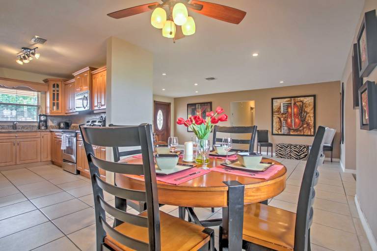 Tropical Cape Coral Home w/ Private Dock on Canal! — photo 3
