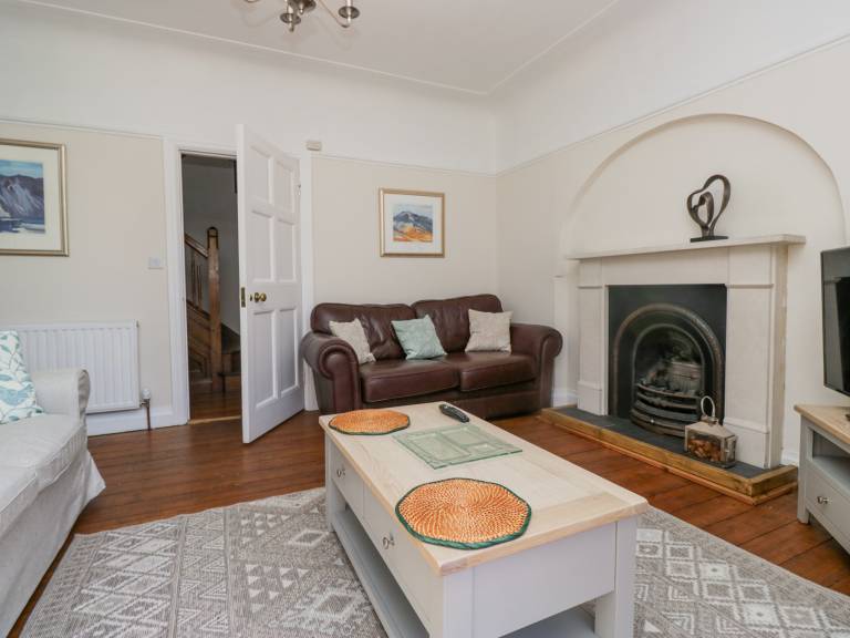 Family-friendly cottage with garden | Beach view | Dogs allowed — photo 4