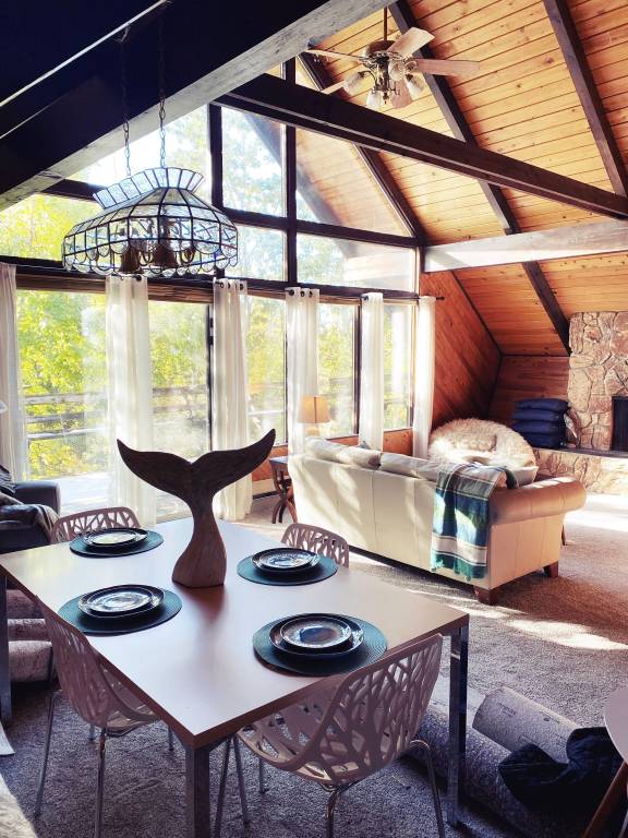 Chalet Rabbit Creek