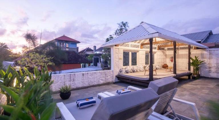 Monroe 3BR Luxury Villa Seminyak with Concierge Netflix Private Pool 900m to Beach — photo 5