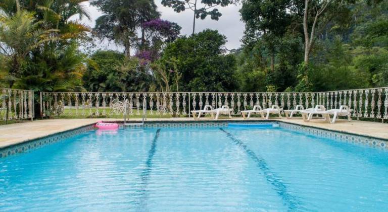 Charming vacation home with pool | Pet-friendly — photo 2