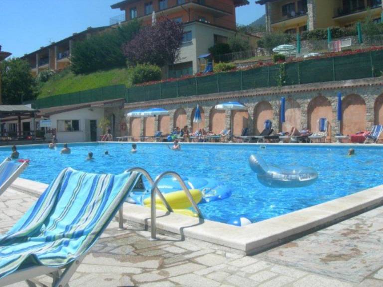 TIGNALE - APARTMENT VISTA BLU 107 WITH POOL AT LAKE GARDA — photo 2