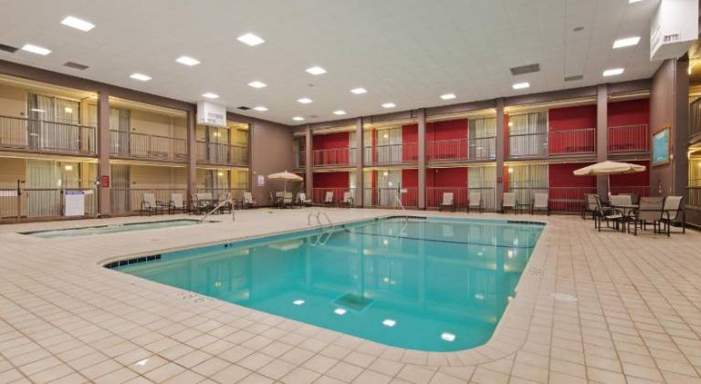 Best Western Plus Willmar — photo 2