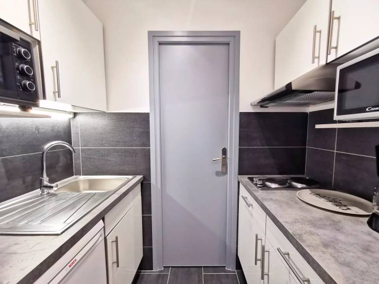 Residence Le Chateau Durieux 4 - Coup de coeur pour ce petite studio completly relooké ! — photo 3