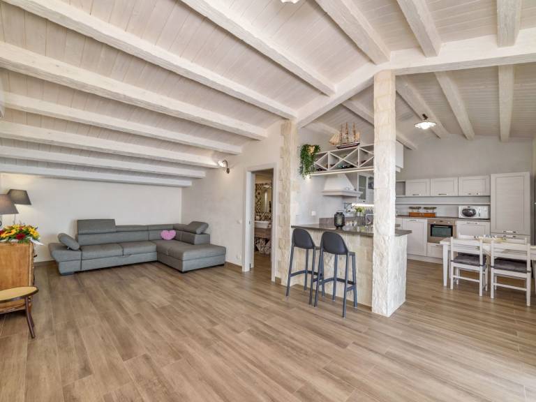 Holiday apartment with patio — photo 4