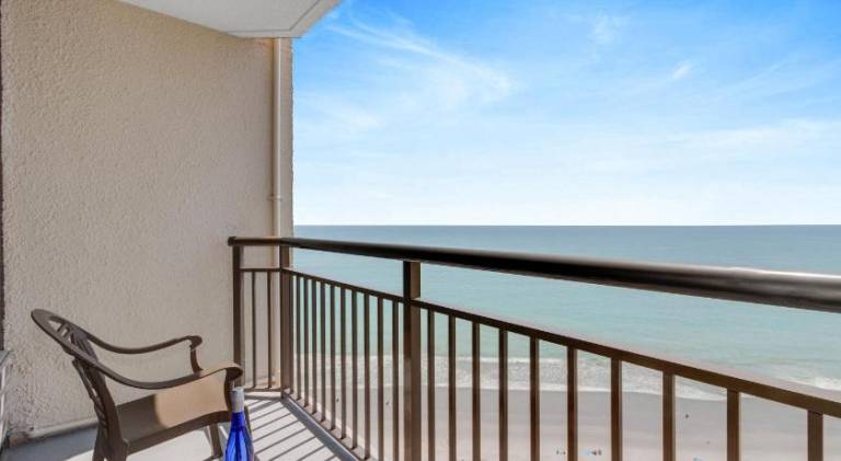 Rental apartment with jacuzzi & pool — photo 4